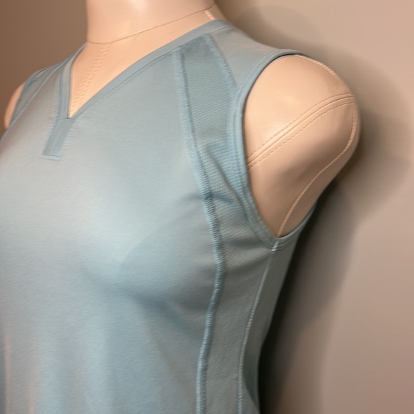 Women’s Champion Athletic Top - Picture 5 of 10